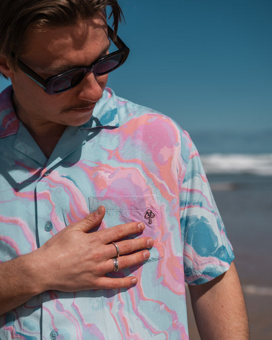 UNDULATING WAVES PEPPY SHIRT