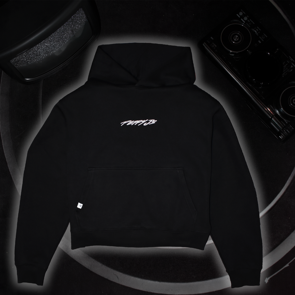 ESSENTIALS BOXY HOODIE